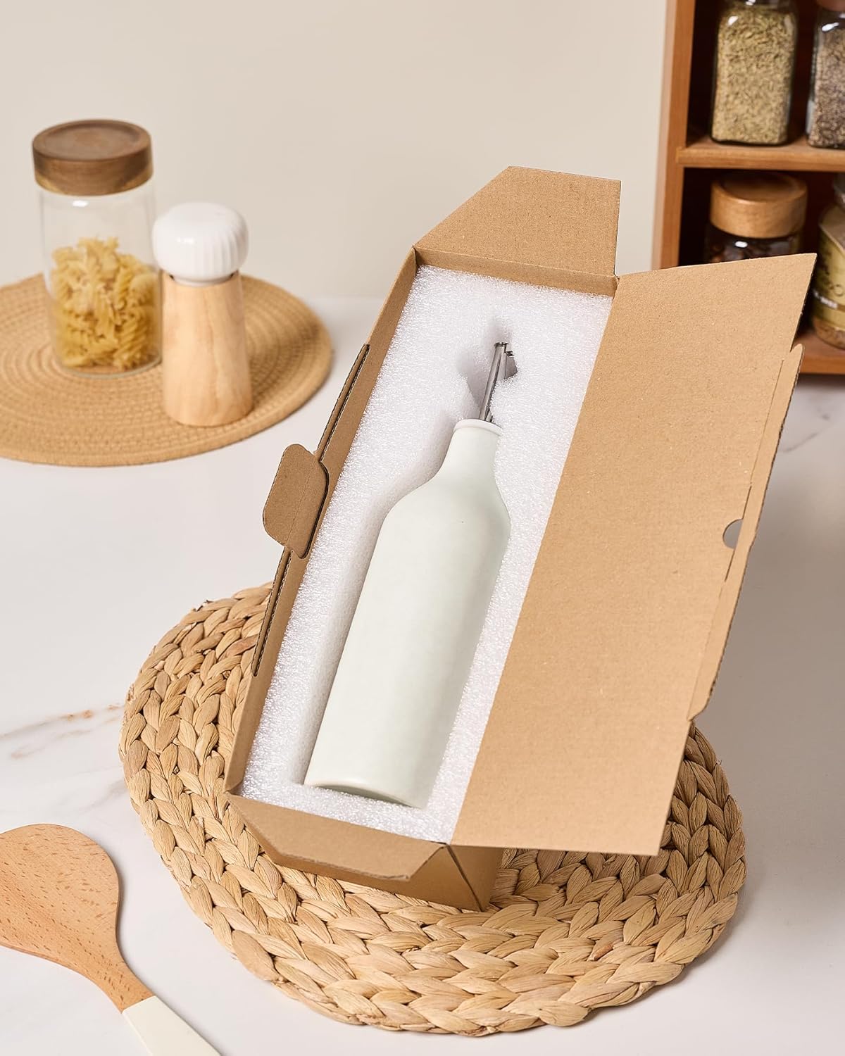 16oz Ceramic Oil Dispenser Bottle, 1 Piece, White | Oil Pourer for Kitchen, Equipped with Stainless Steel Pourers, Suitable for Storing Vinegar, Soy Sauce, Coffee Syrup