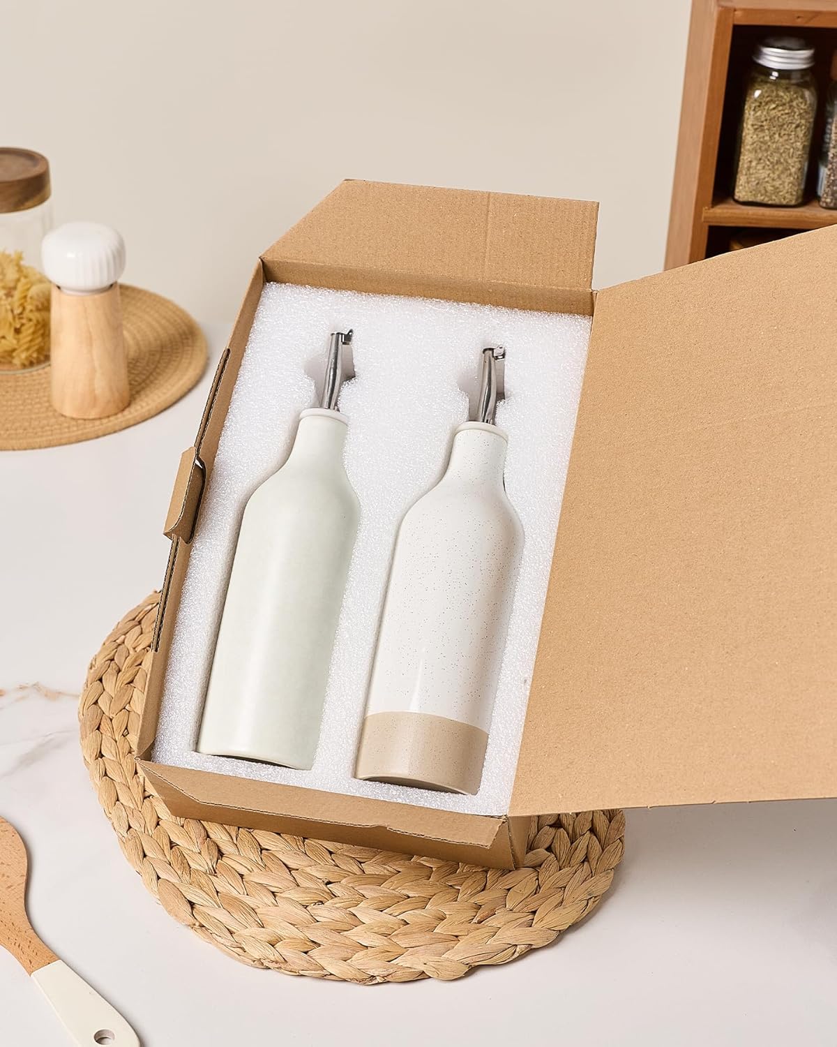16oz Ceramic Oil Dispenser Bottle, 1 Piece, White | Oil Pourer for Kitchen, Equipped with Stainless Steel Pourers, Suitable for Storing Vinegar, Soy Sauce, Coffee Syrup