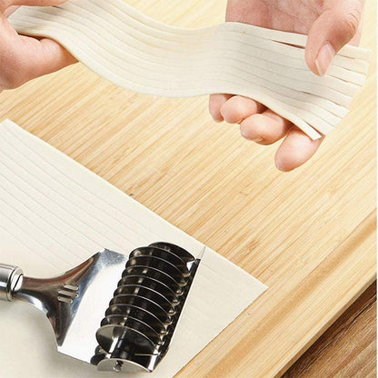 Noodle Lattice Roller Home 8 inch High Grade Stainless Steel Noodle Lattice Roller Docker Dough Cutter Spaghetti Maker for Kitchen Cooking Tools