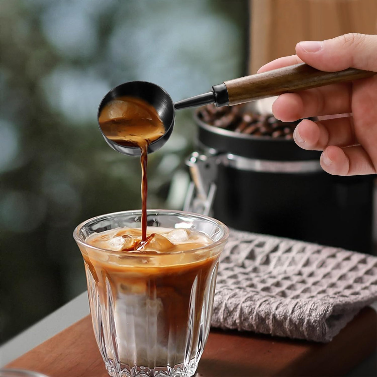 2Pcs Coffee Scoop for Ground Coffee - 1 Tbsp (15ml) & 2 Tbsp (30ml) Tablespoon Scoop, 304 Stainless Steel Coffee Measuring Spoon with Long Walnut Wood Handle, Black