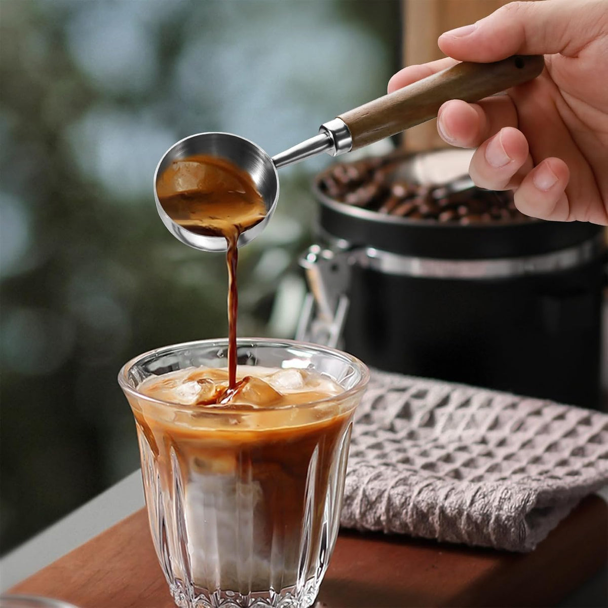 2Pcs Coffee Scoop for Ground Coffee - 1 Tbsp (15ml) & 2 Tbsp (30ml) Tablespoon Scoop, 304 Stainless Steel Coffee Measuring Spoon with Long Walnut Wood Handle, Black