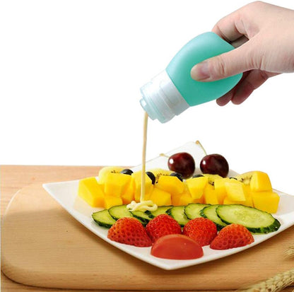 Squeeze Portable Salad Dressing Container to Go Bottles for Sauces, Mini Salad Dressing Bottles，Leakproof Condiment Storage Bottle, Mini Ketchup Bottle Dressing to Go for Lunch set of 4 (37ML)