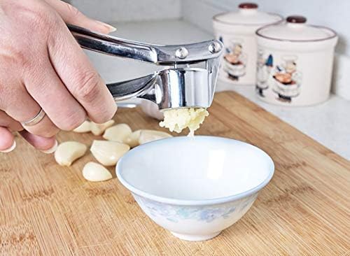 Garlic Press Mashed Garlic Crusher Peeler Chopper Garlic Puree Maker Heavy Duty Stainless Zinc Alloy