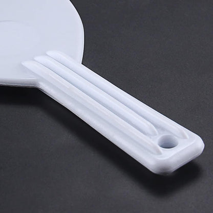 Plastic Dough Scraper Cutters, 2 Pcs, White, Bread Chopper Separator, Flour Scraper, Cake Smoother, Kitchen Cutting Tool with Handle