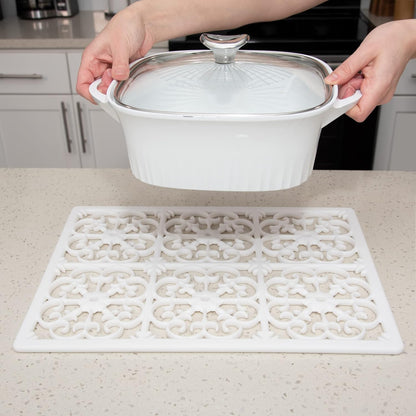 É, Extra Large, Thick, Silicone Trivet for Hot Dishes, Pots, and Pans, Heat Resistant Mat for Countertop, Hot Pad for Kitchen, Easy to Clean, 16 x 12 x 3/8 Inches, White