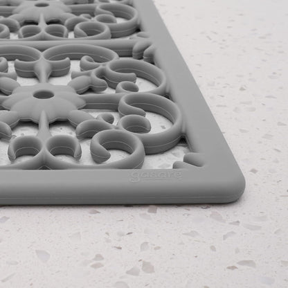 É, Extra Large, Thick, Silicone Trivet for Hot Dishes, Pots, and Pans, Heat Resistant Mat for Countertop, Hot Pad for Kitchen, Easy to Clean, 16 x 12 x 3/8 Inches, White