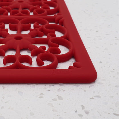 É, Extra Large, Thick, Silicone Trivet for Hot Dishes, Pots, and Pans, Heat Resistant Mat for Countertop, Hot Pad for Kitchen, Easy to Clean, 16 x 12 x 3/8 Inches, White