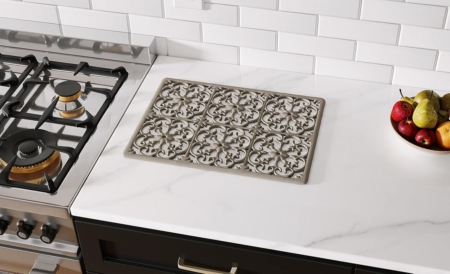 É, Extra Large, Thick, Silicone Trivet for Hot Dishes, Pots, and Pans, Heat Resistant Mat for Countertop, Hot Pad for Kitchen, Easy to Clean, 16 x 12 x 3/8 Inches, White