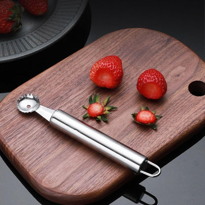Silver Stainless Steel Strawberry Huller and Tomato Stem Corer Tool Cherry Tomatoes Stem Remover, Dishwasher Safe，Fruit and Vegetable Corers