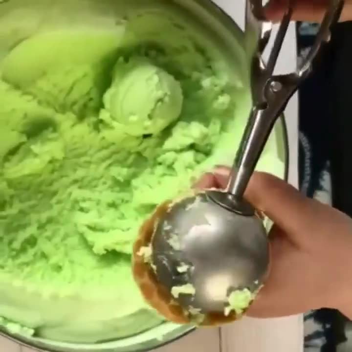3-Piece Stainless Steel Ice Cream Scoop Set – Heavy Duty Ice Cream Ball Maker in Small, Medium & Large Sizes – Fruit Baller, Cookie Dough Scoop, Melon Spoon
