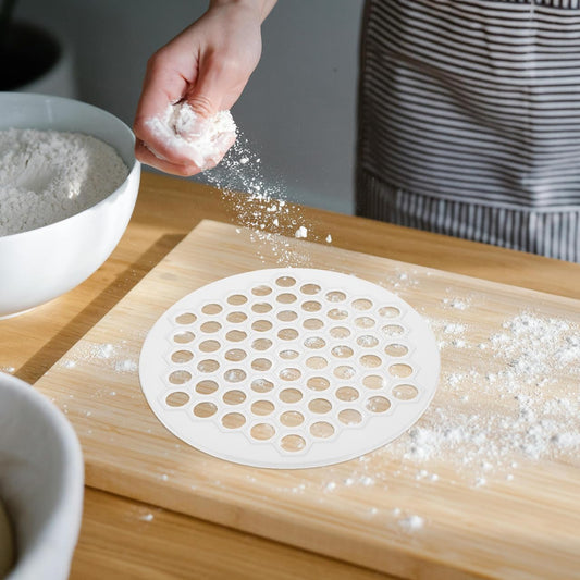 Dumpling Mold Pelmeni Maker Russian Ravioli Maker Plastic Kitchen Supply for Chinese Dumpling Multi-Hole Dough Form for Homemade Dumplings