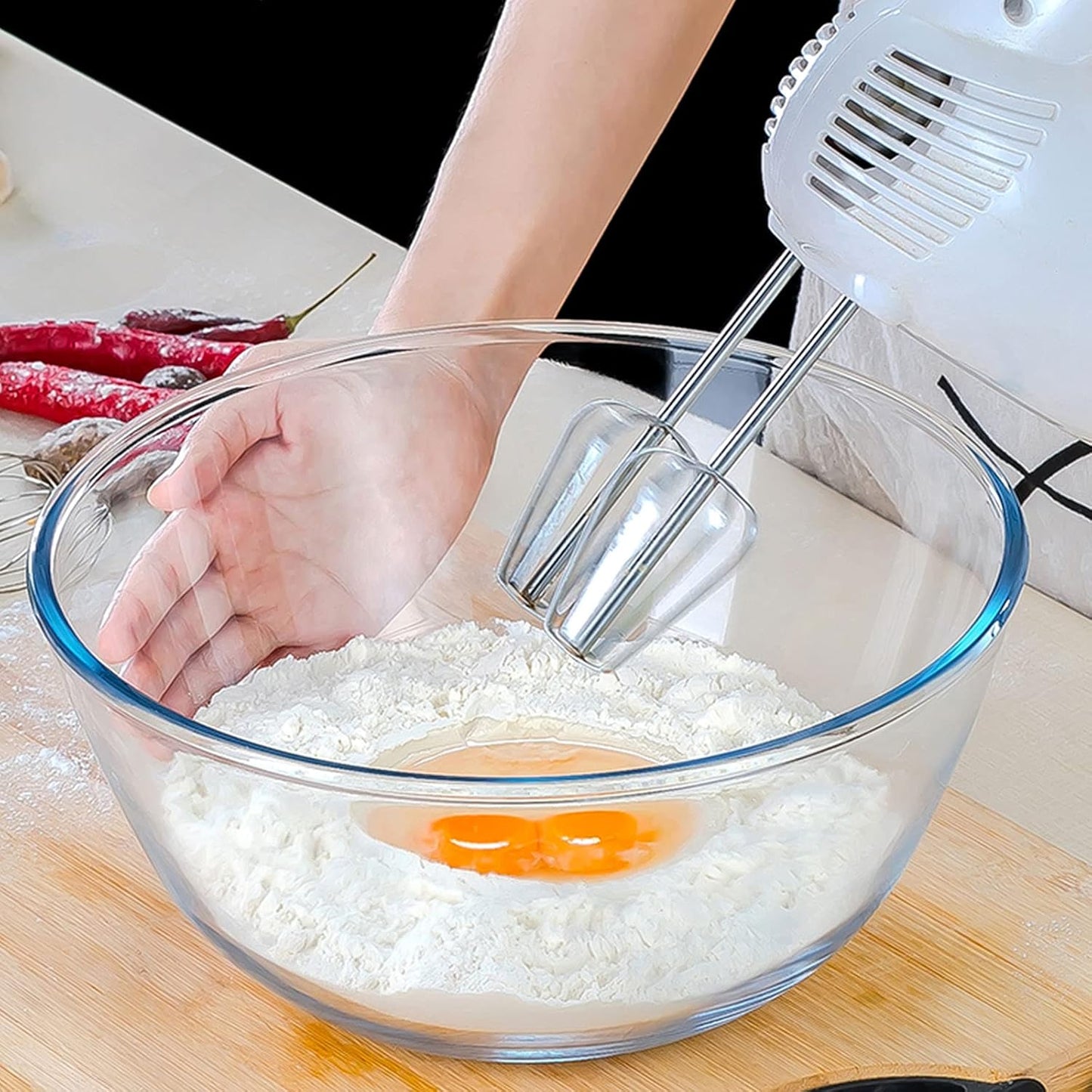 Glass Mixing Bowls with Lids Set, 8 Pieces Glass Salad Bowl Set with Lids(0.6QT,1.1QT,2.2QT,4QT) High Brosilicate Microwave Bowls for Kitchen Baking, Prepping Serving and Storage, Great Gift